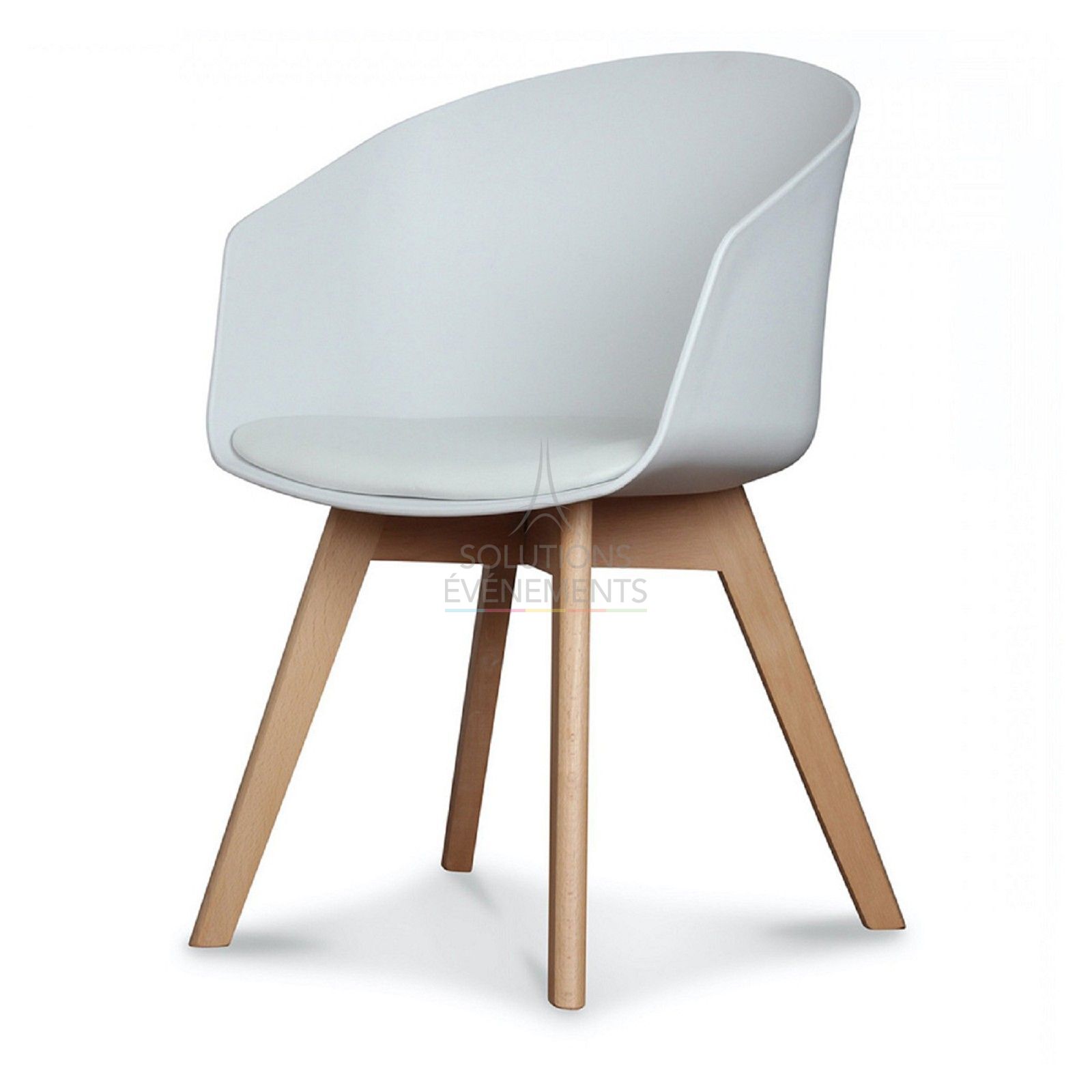 Location fauteuil Scandinave blanc avec dossier enveloppant